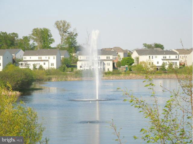 PEMBROOKE - Residential