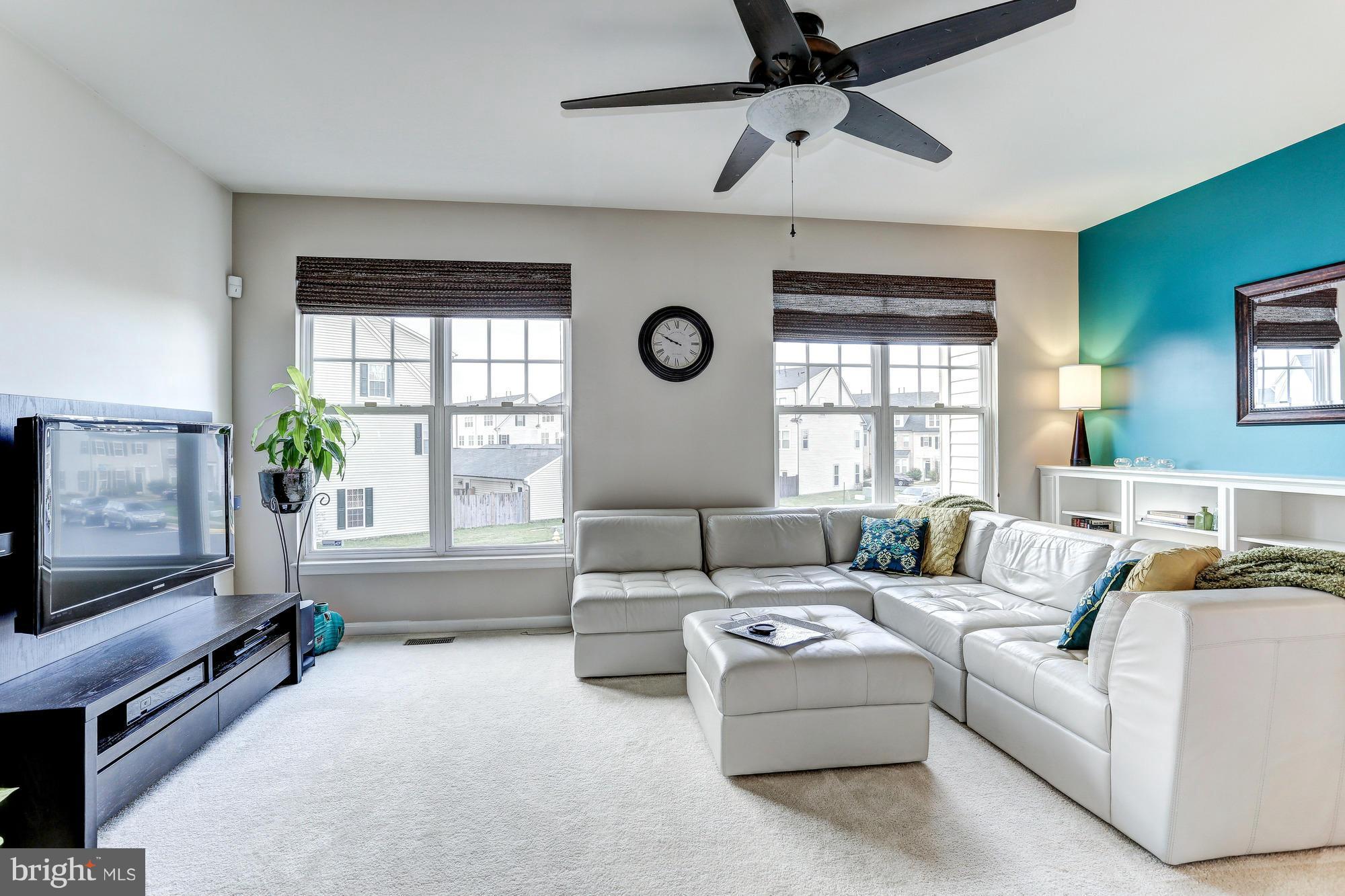 PEMBROOKE - Residential