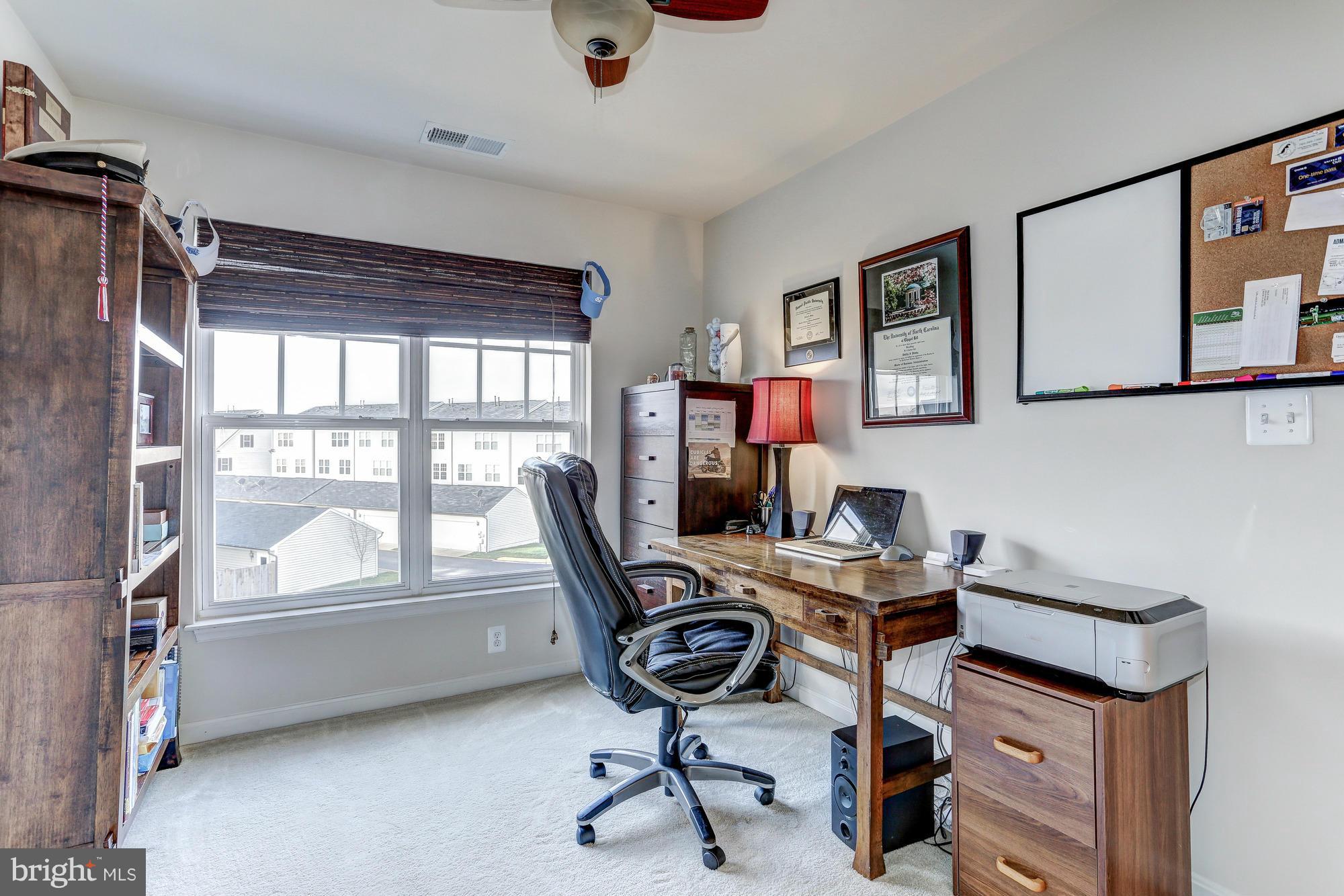 PEMBROOKE - Residential