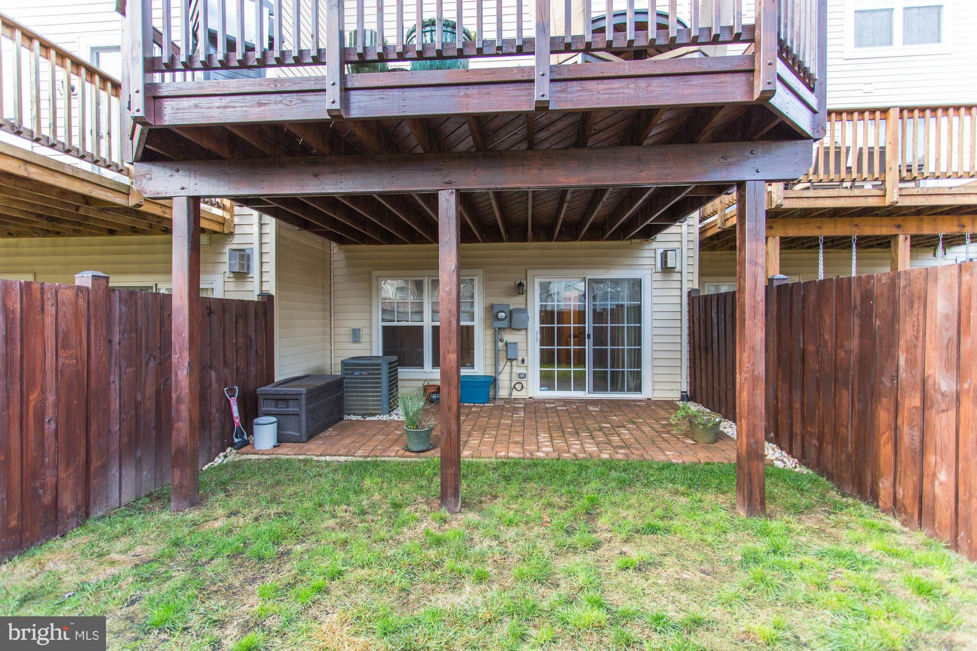 PEMBROOKE - Residential