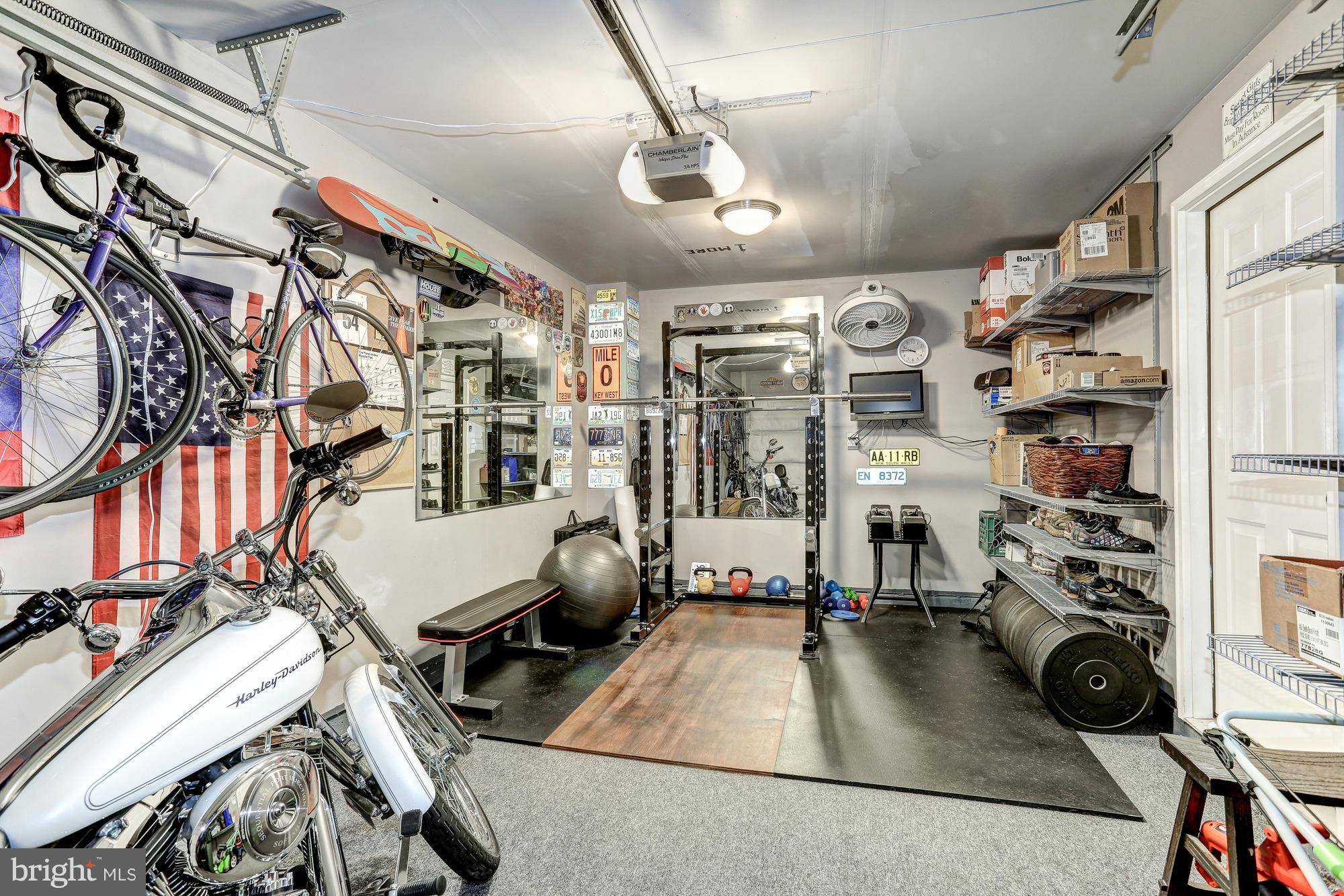 PEMBROOKE - Residential