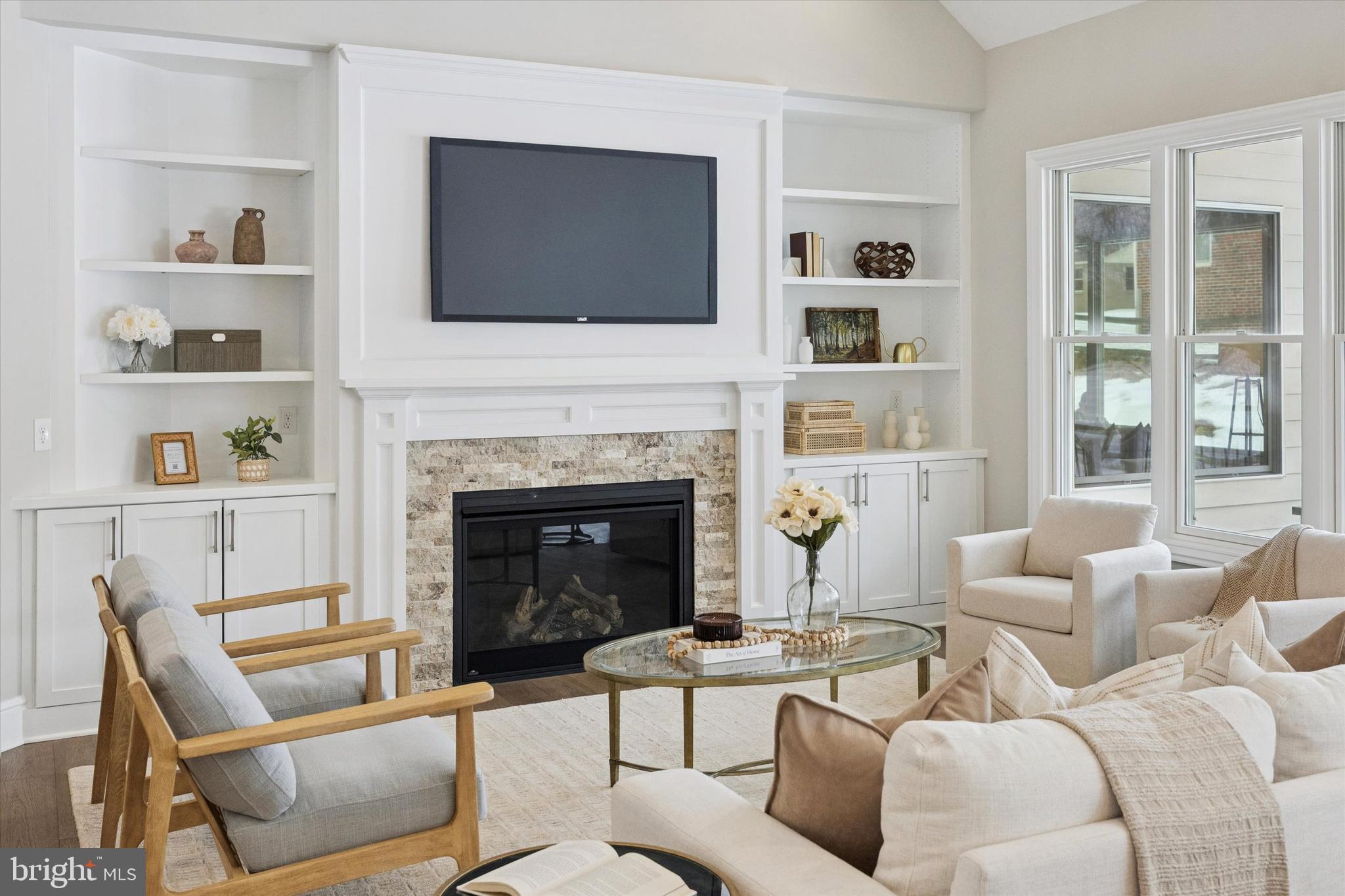 ENCLAVE AT GROVE - Residential