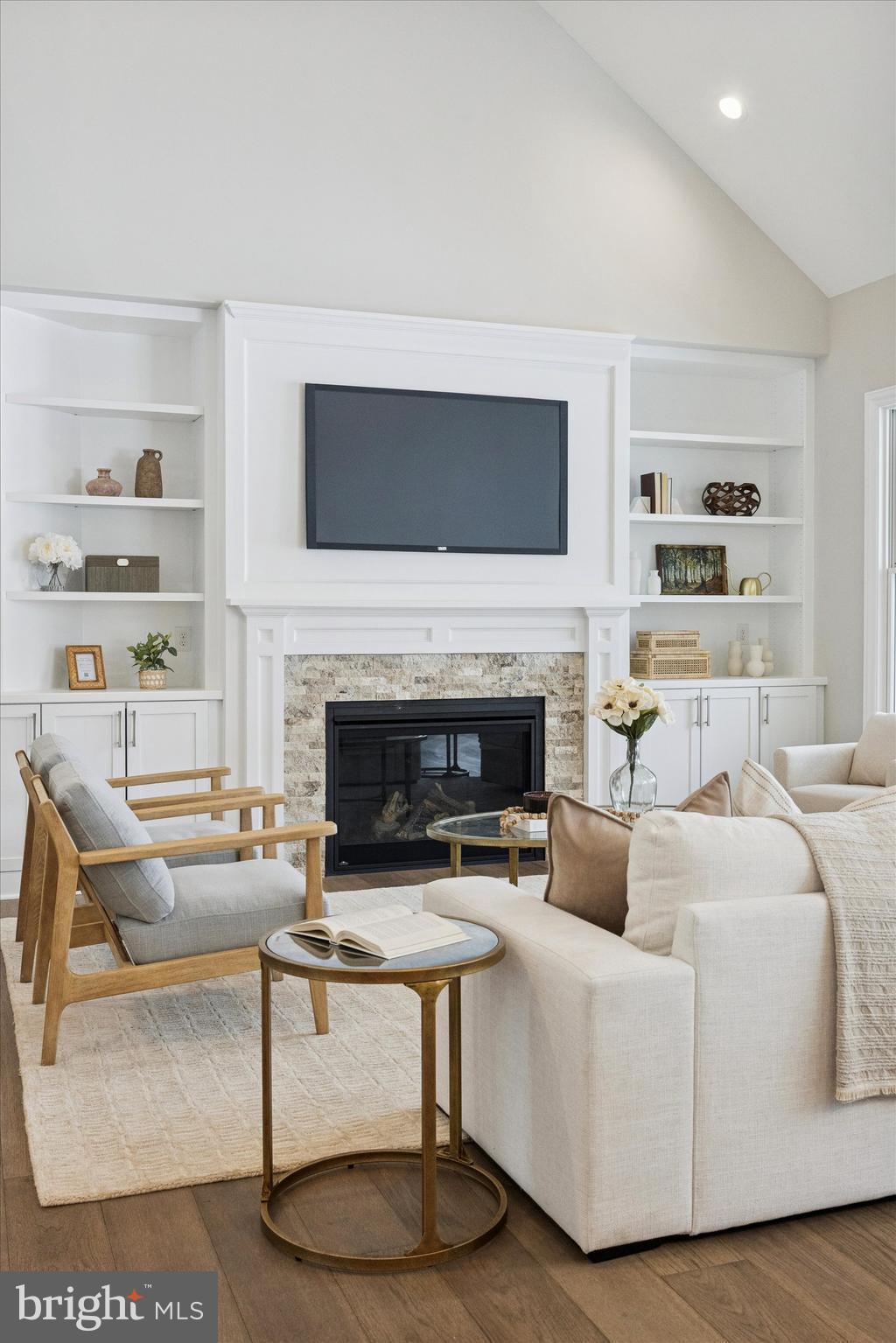 ENCLAVE AT GROVE - Residential