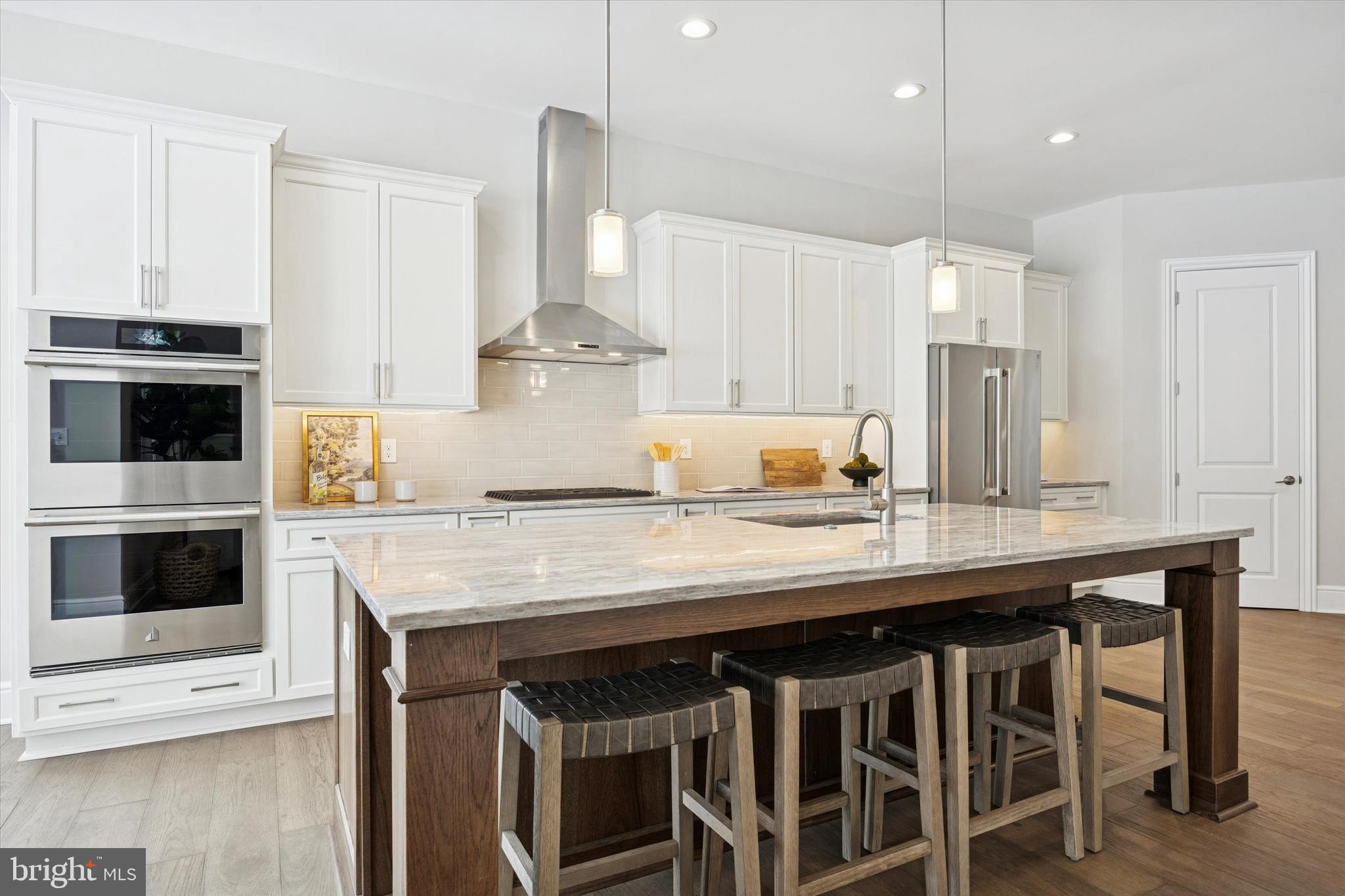 ENCLAVE AT GROVE - Residential