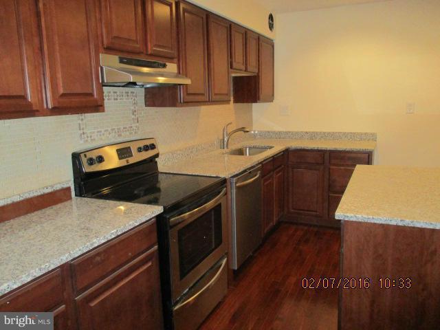 HIGHLANDTOWN - Residential