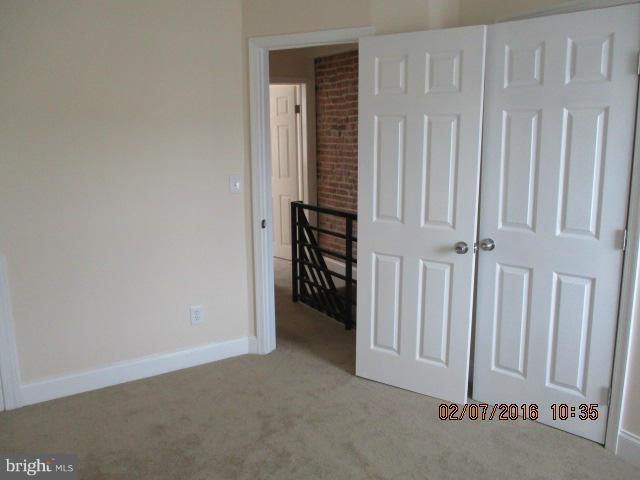 HIGHLANDTOWN - Residential