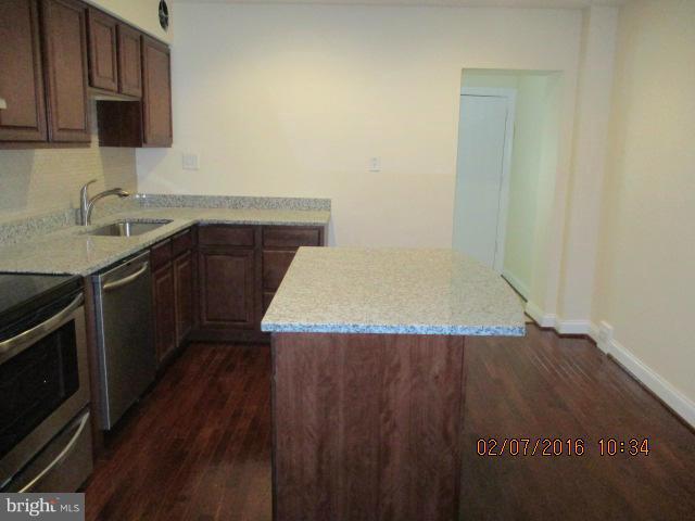 HIGHLANDTOWN - Residential