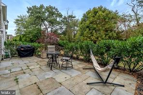 5968 MANORVIEW WAY