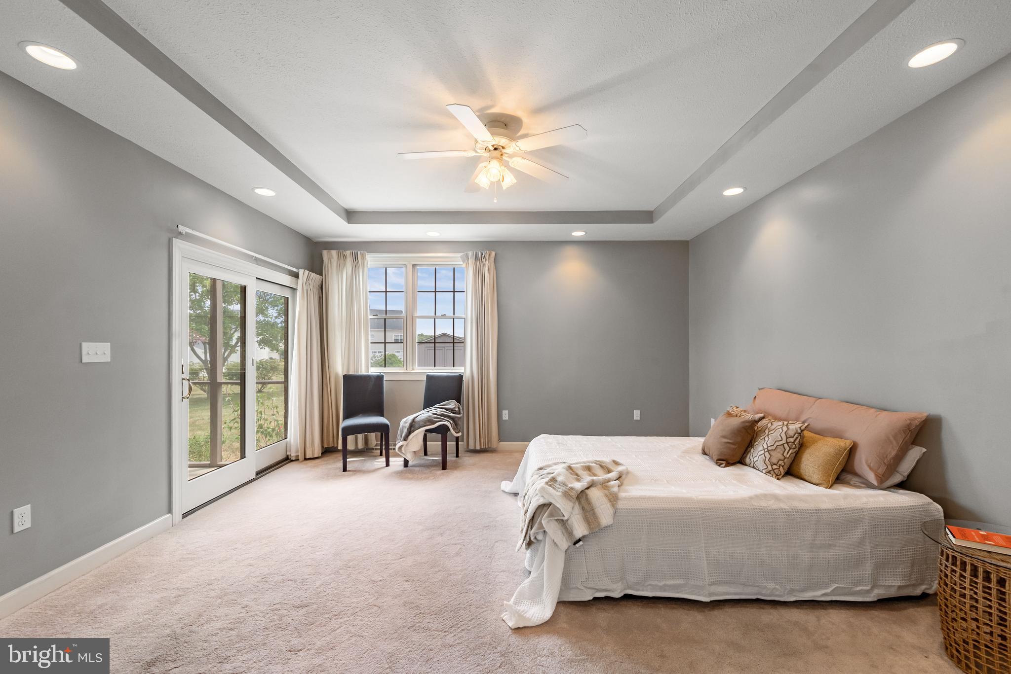 WAKELAND MANOR - Residential