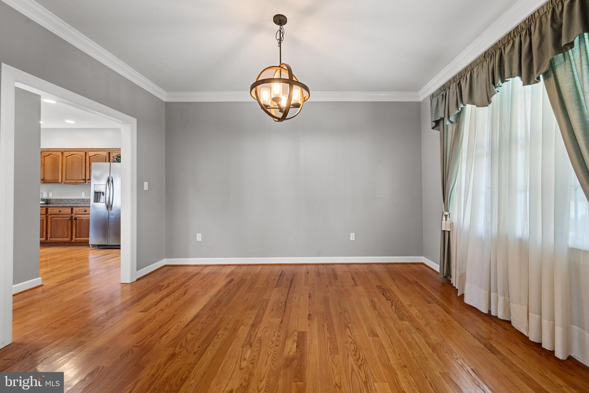 WAKELAND MANOR - Residential