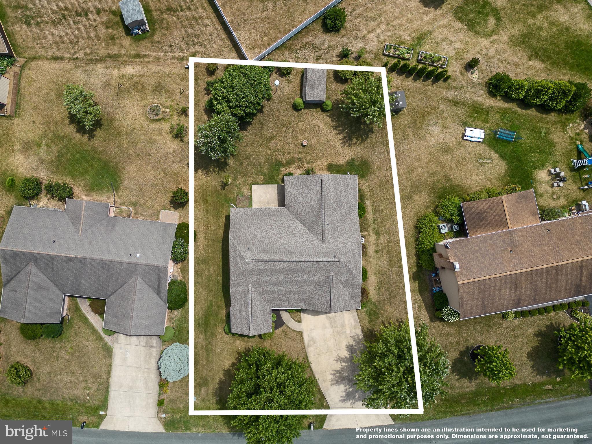 WAKELAND MANOR - Residential