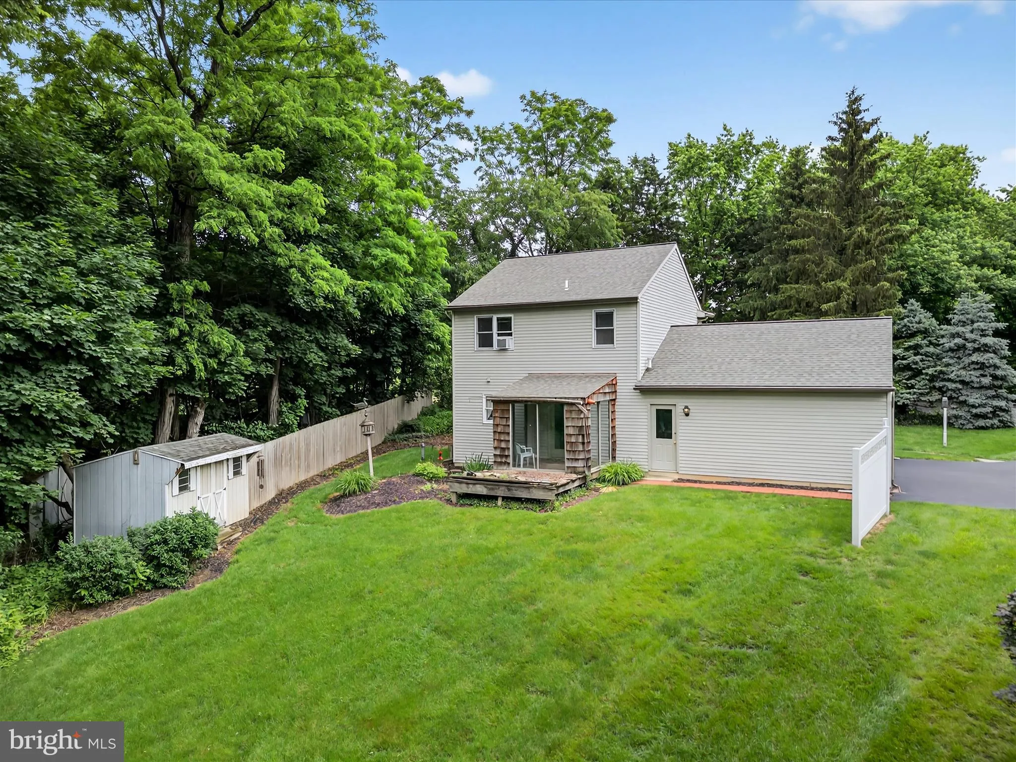 Lititz, Pennsylvania 17543, United States, 2 Bedrooms Bedrooms, ,2 BathroomsBathrooms,Residential,Pending,146655