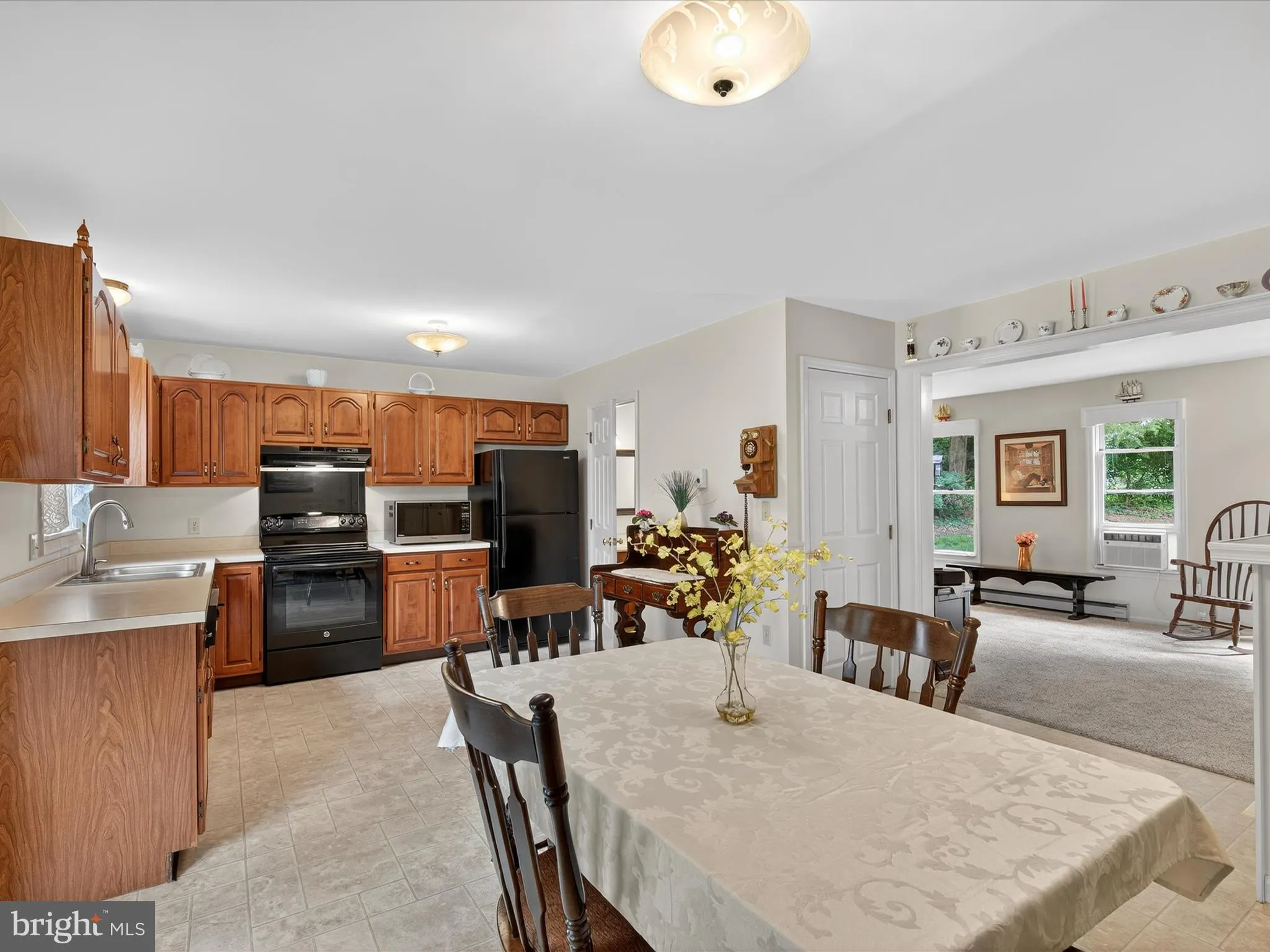 Lititz, Pennsylvania 17543, United States, 2 Bedrooms Bedrooms, ,2 BathroomsBathrooms,Residential,Pending,146655