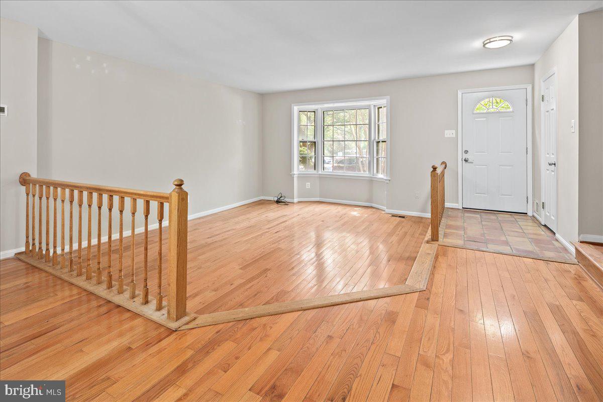 COUNTRY CREEK - Residential