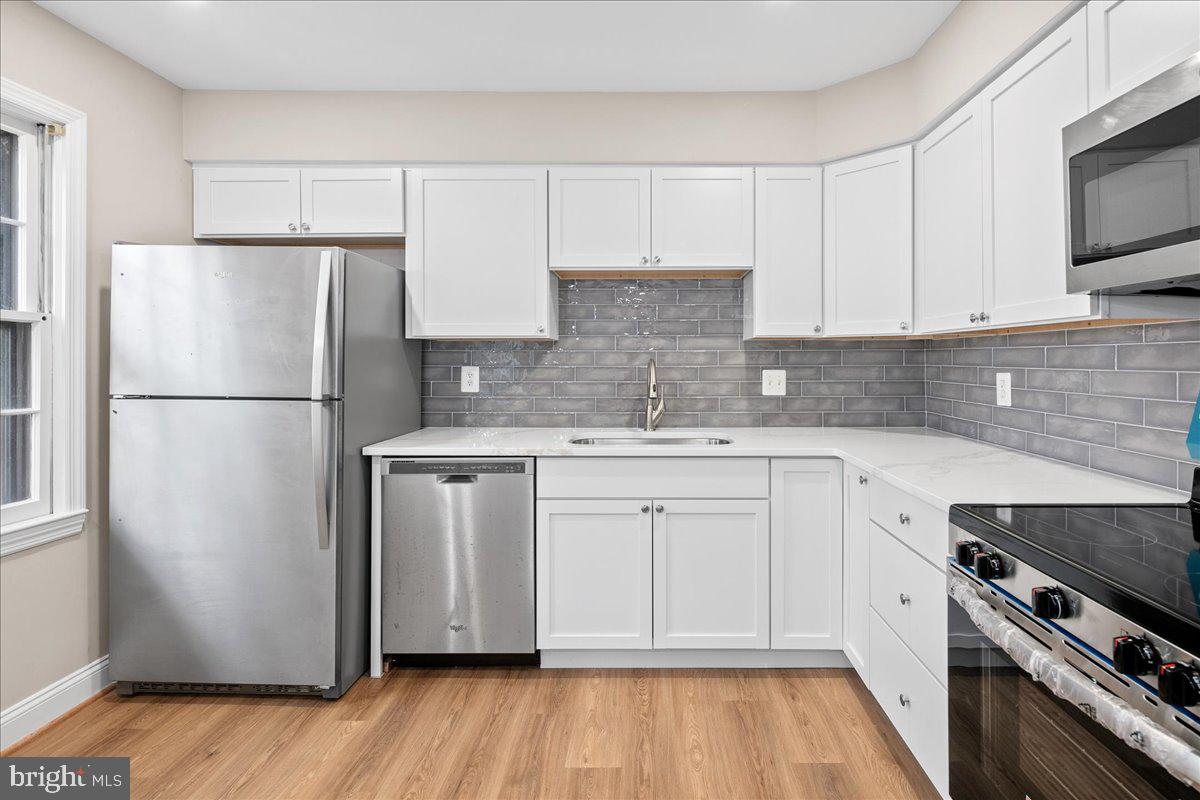 COUNTRY CREEK - Residential