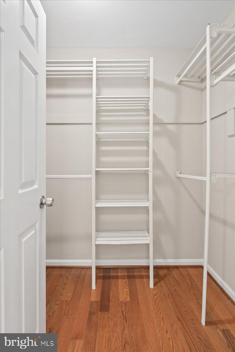 COUNTRY CREEK - Residential