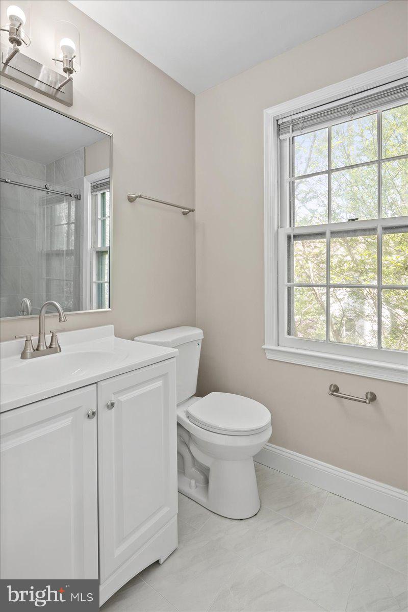 COUNTRY CREEK - Residential