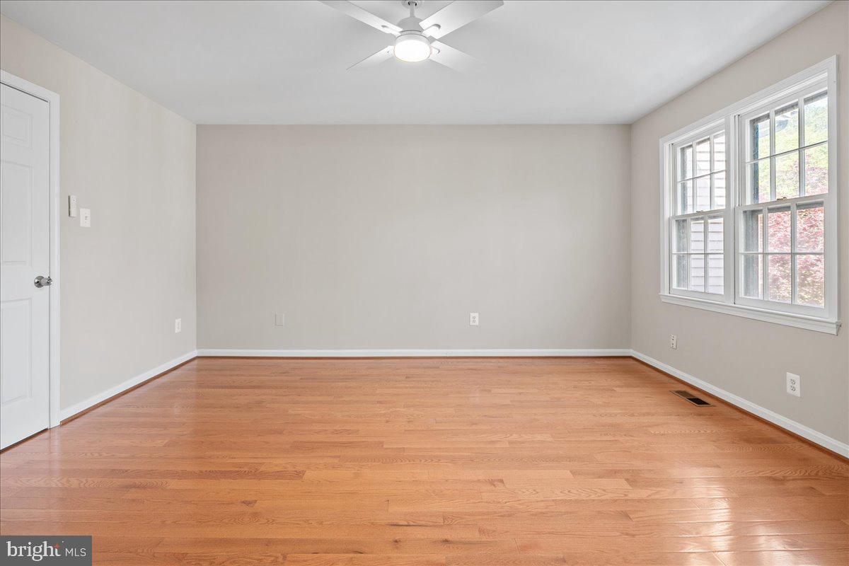 COUNTRY CREEK - Residential