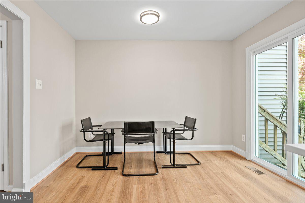 COUNTRY CREEK - Residential