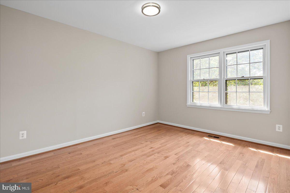 COUNTRY CREEK - Residential