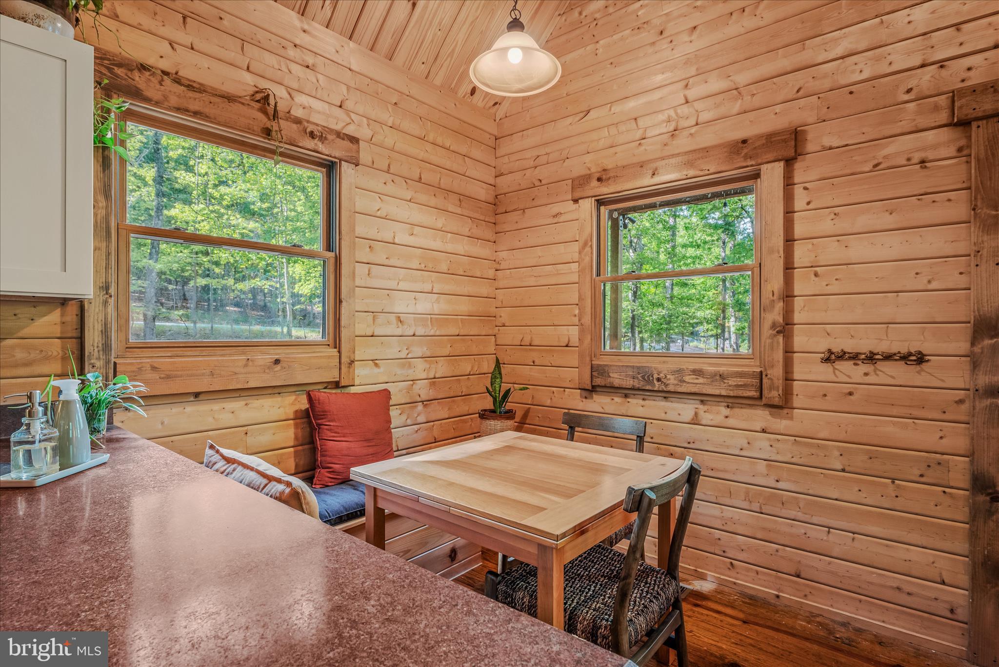RIVER RIDGE - Residential