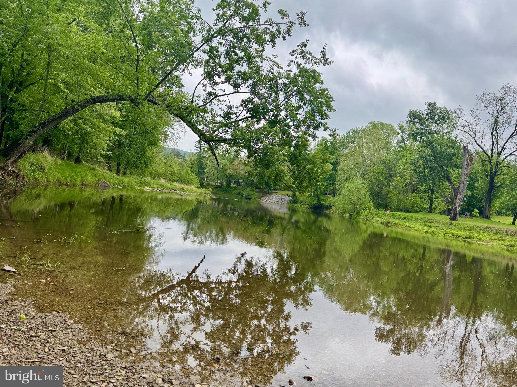 RIVER RIDGE - Residential