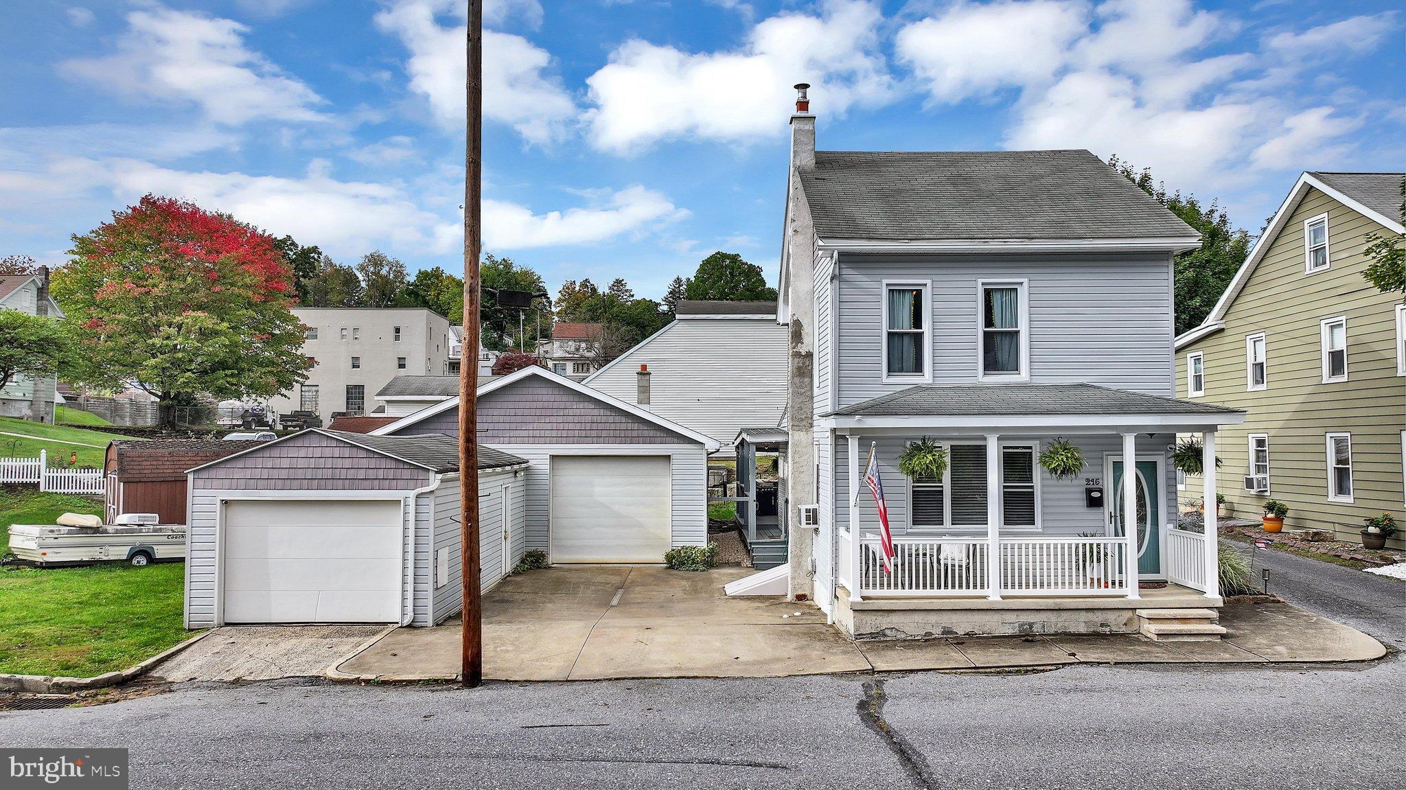 215 WILLING STREET