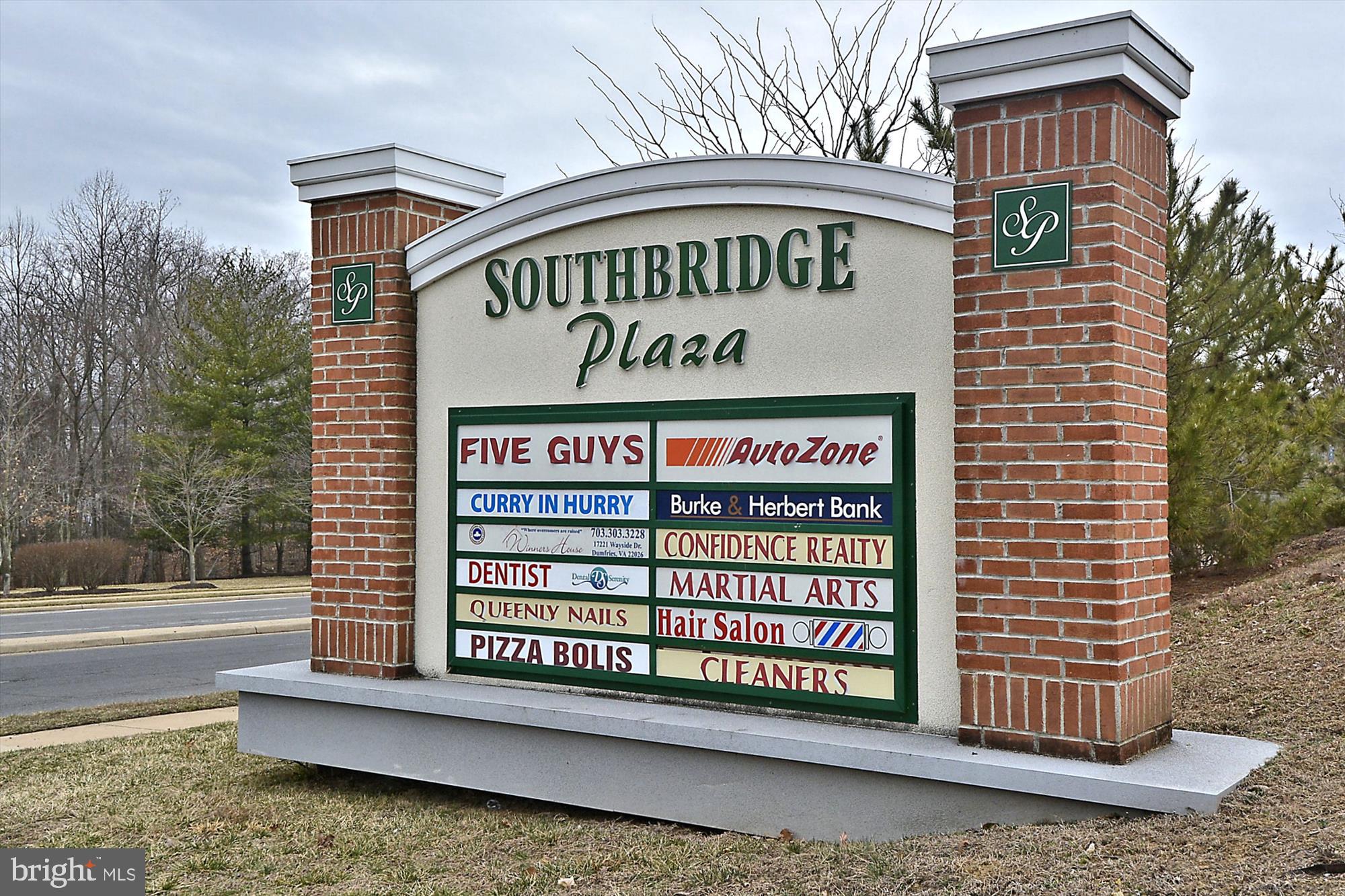 WAYSIDE VILLAGE - Residential