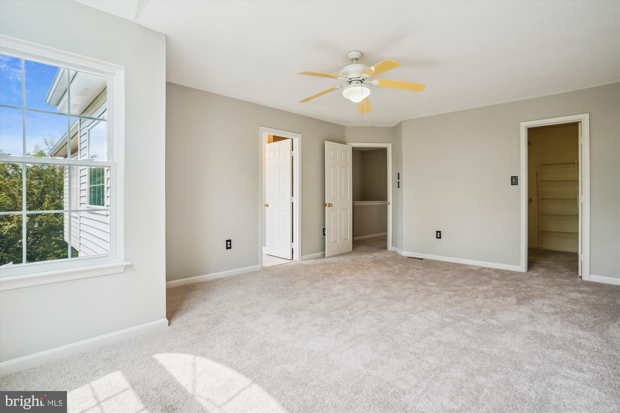 WAYSIDE VILLAGE - Residential