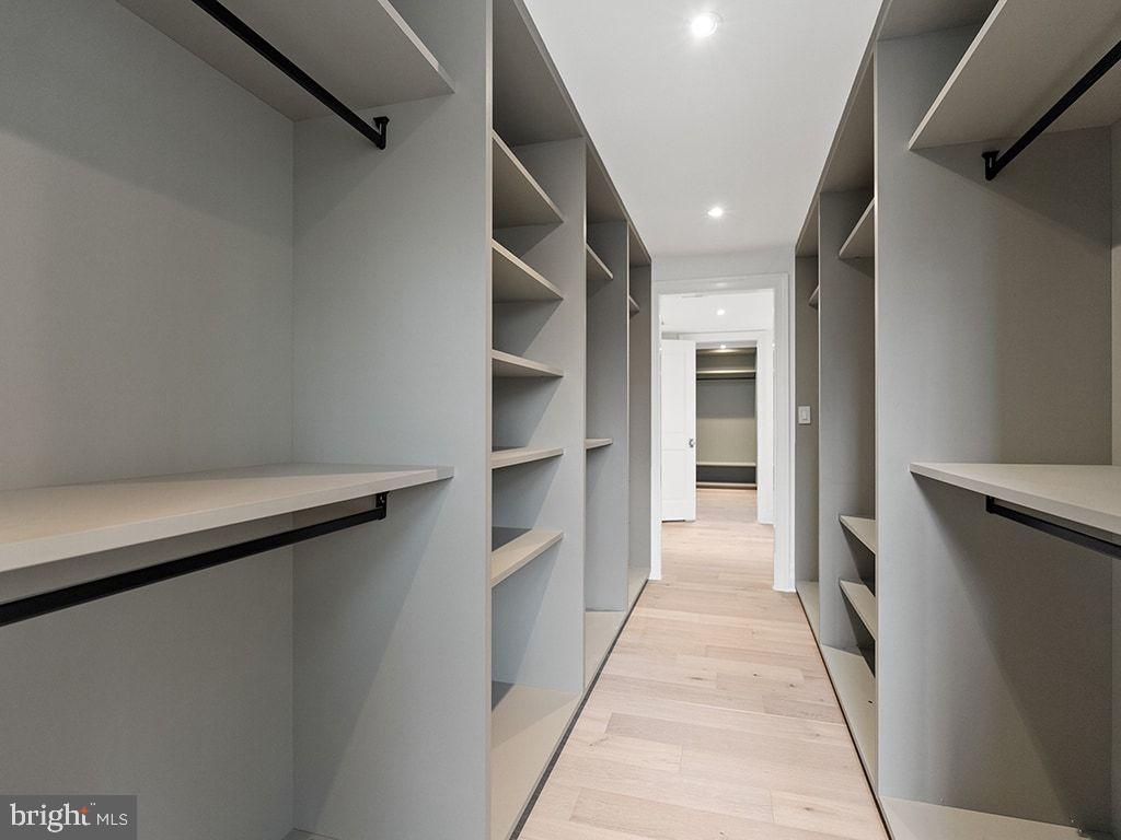 WESLEY HEIGHTS - Residential