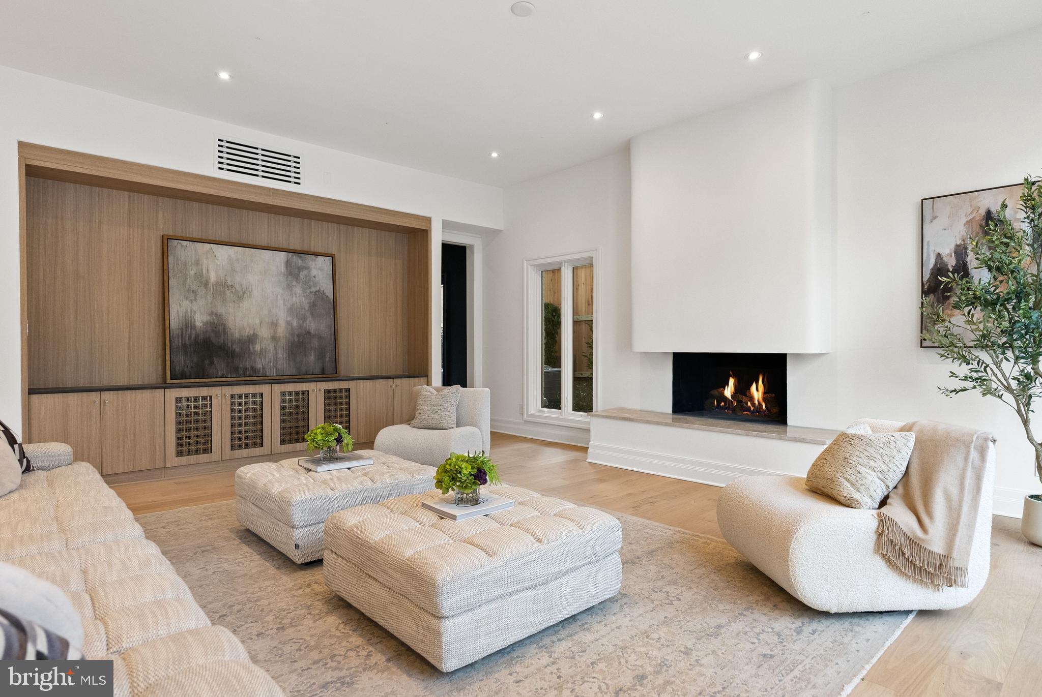 WESLEY HEIGHTS - Residential