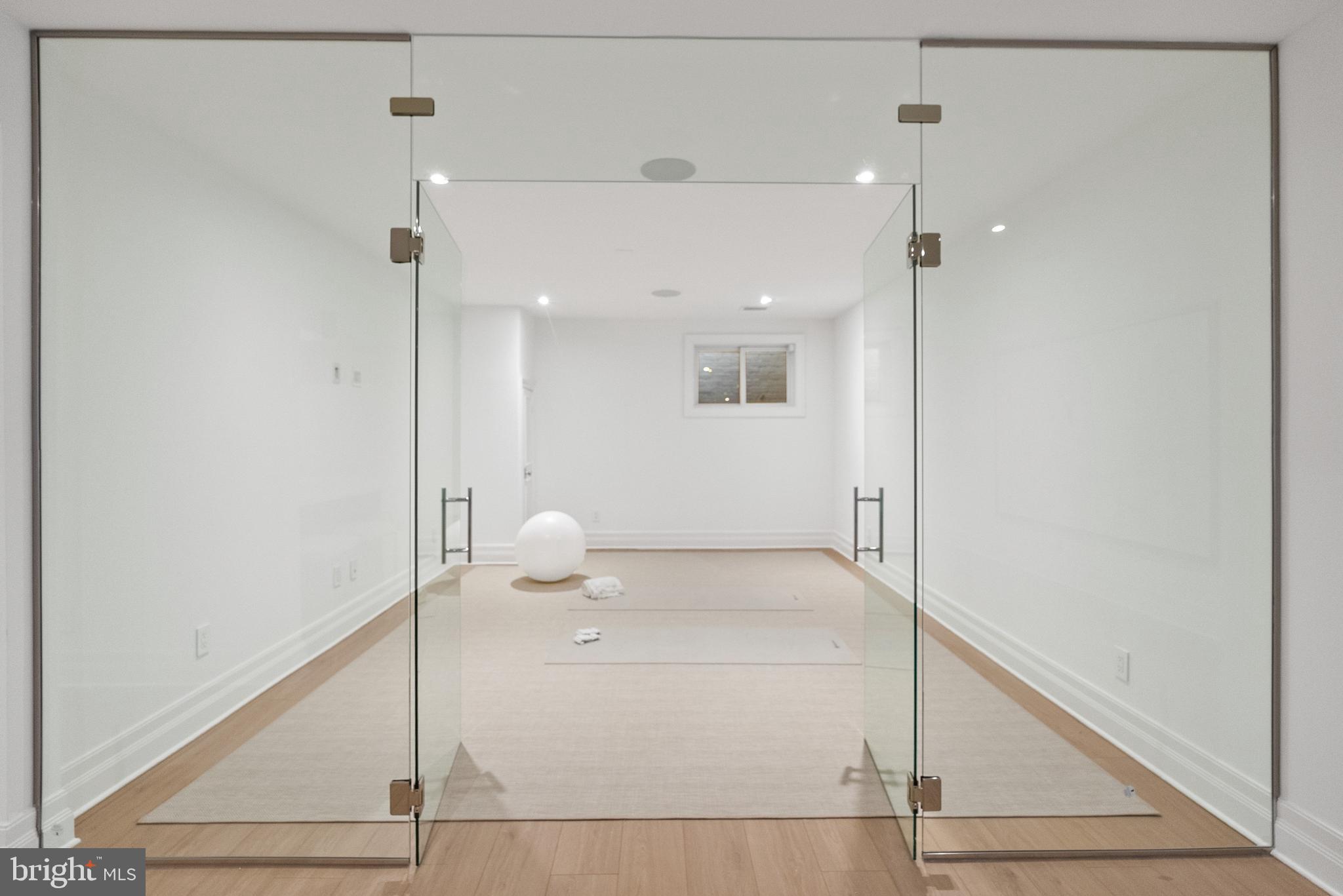 WESLEY HEIGHTS - Residential