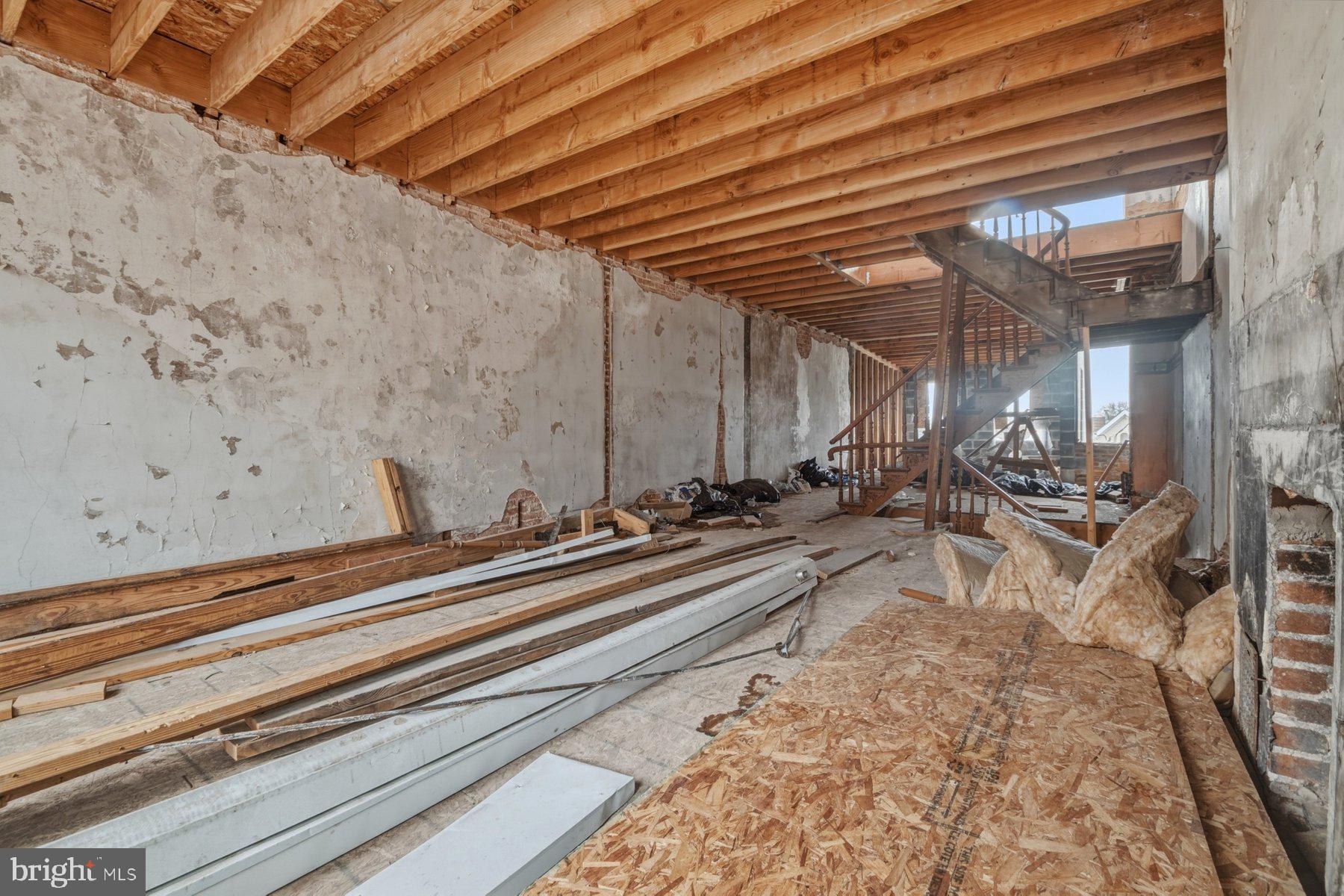 HERITAGE CROSSING - Residential