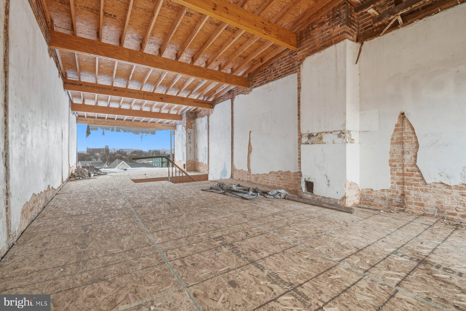 HERITAGE CROSSING - Residential