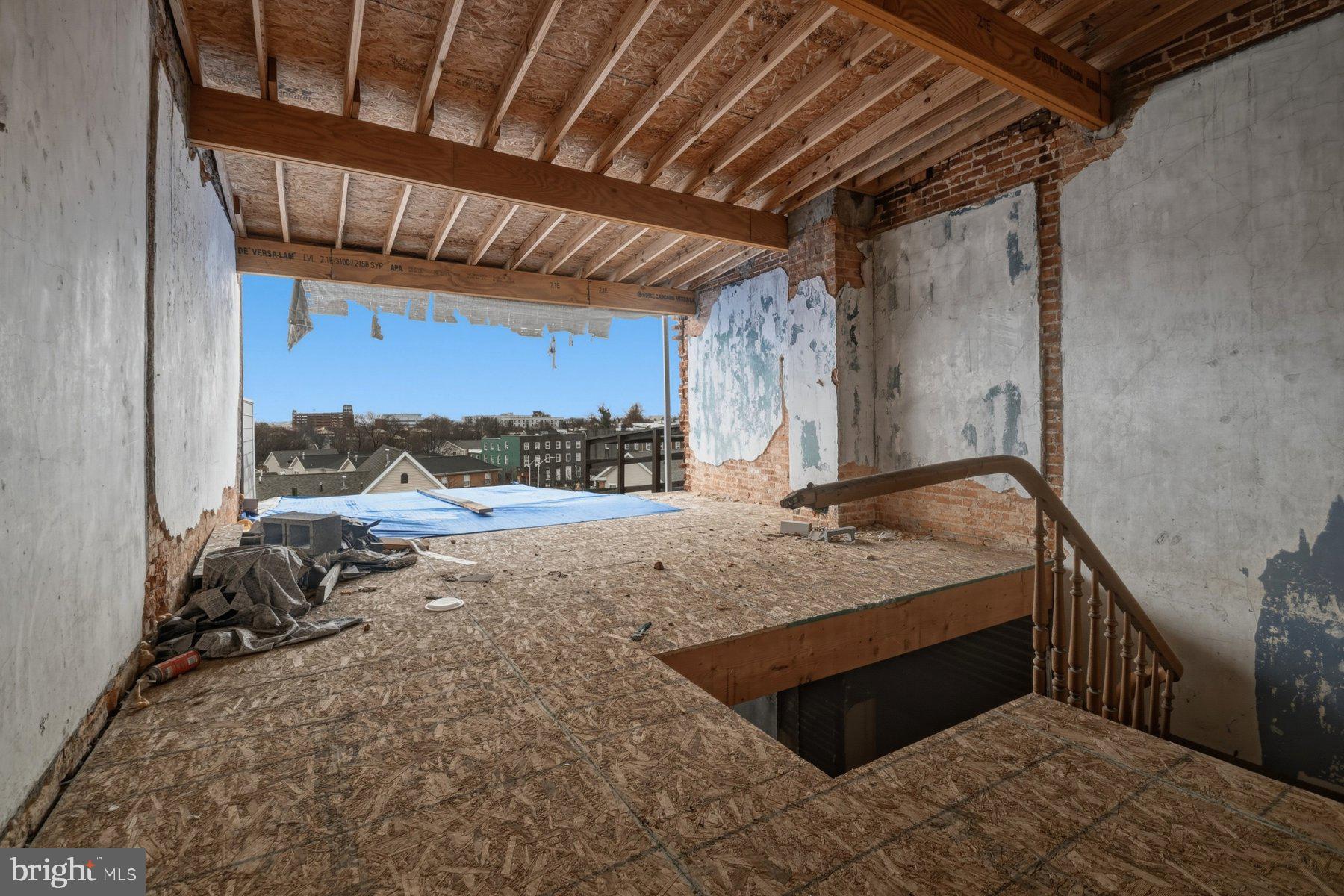 HERITAGE CROSSING - Residential