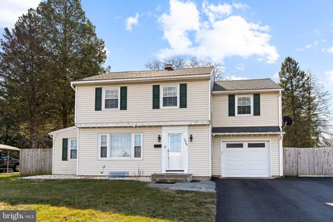 Photo of 1944 HEMLOCK RD, LANCASTER, PA 17603 (MLS # PALA2031150)