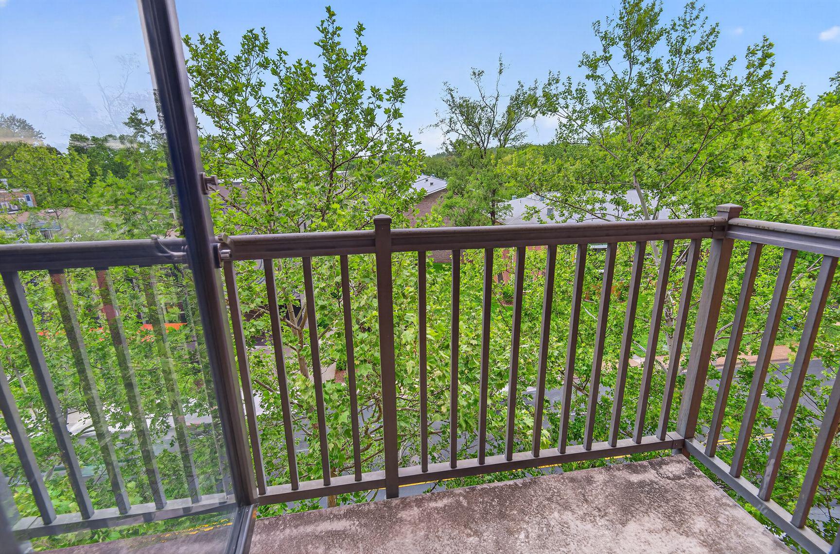 SPECTRUM CONDO - Residential