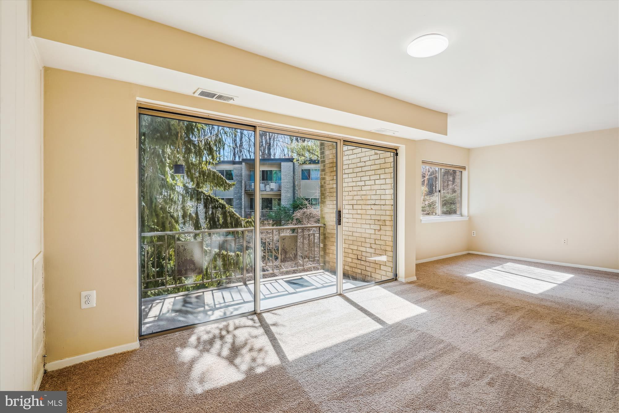 BETHESDA PARK - Residential