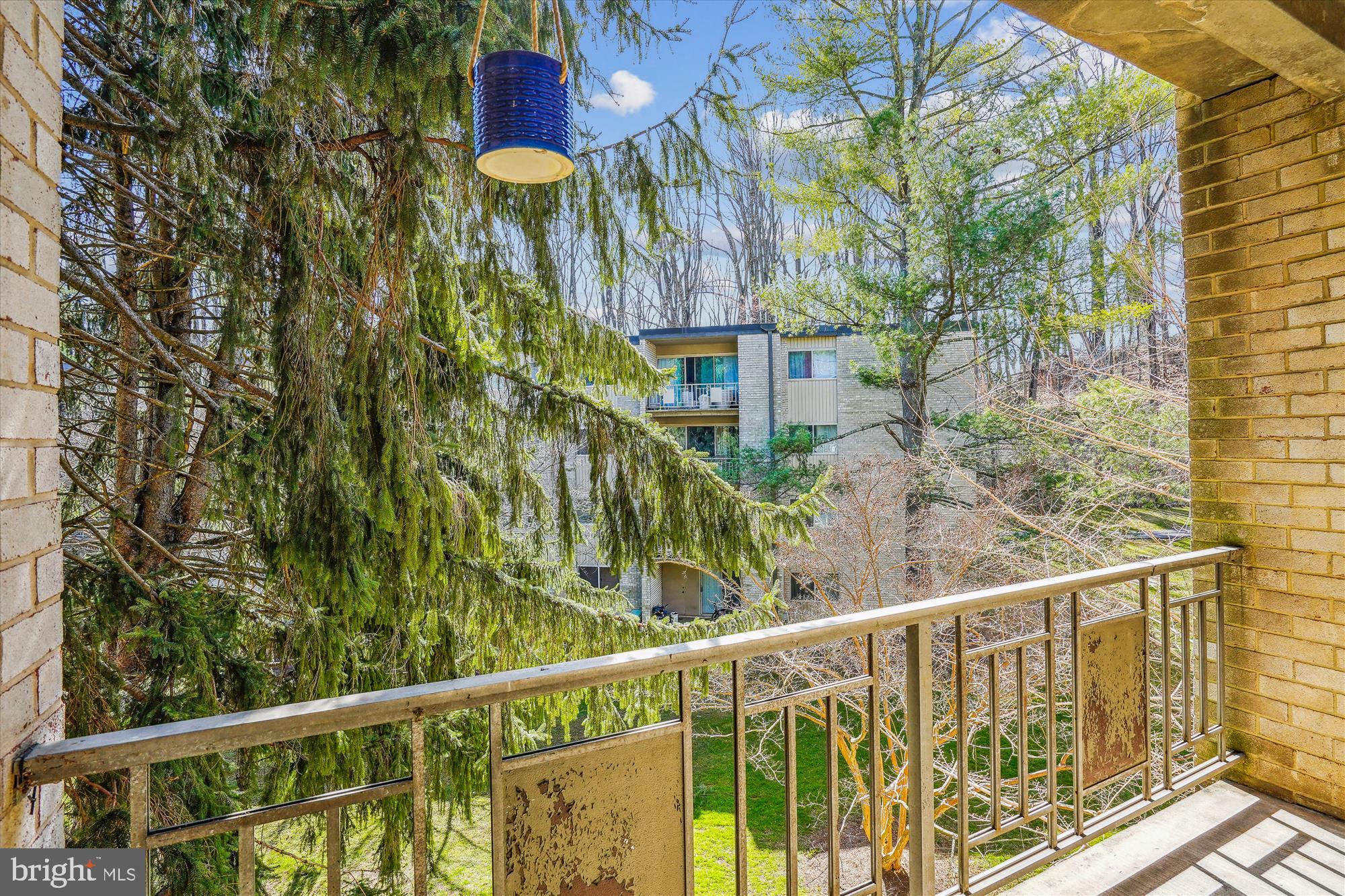 BETHESDA PARK - Residential