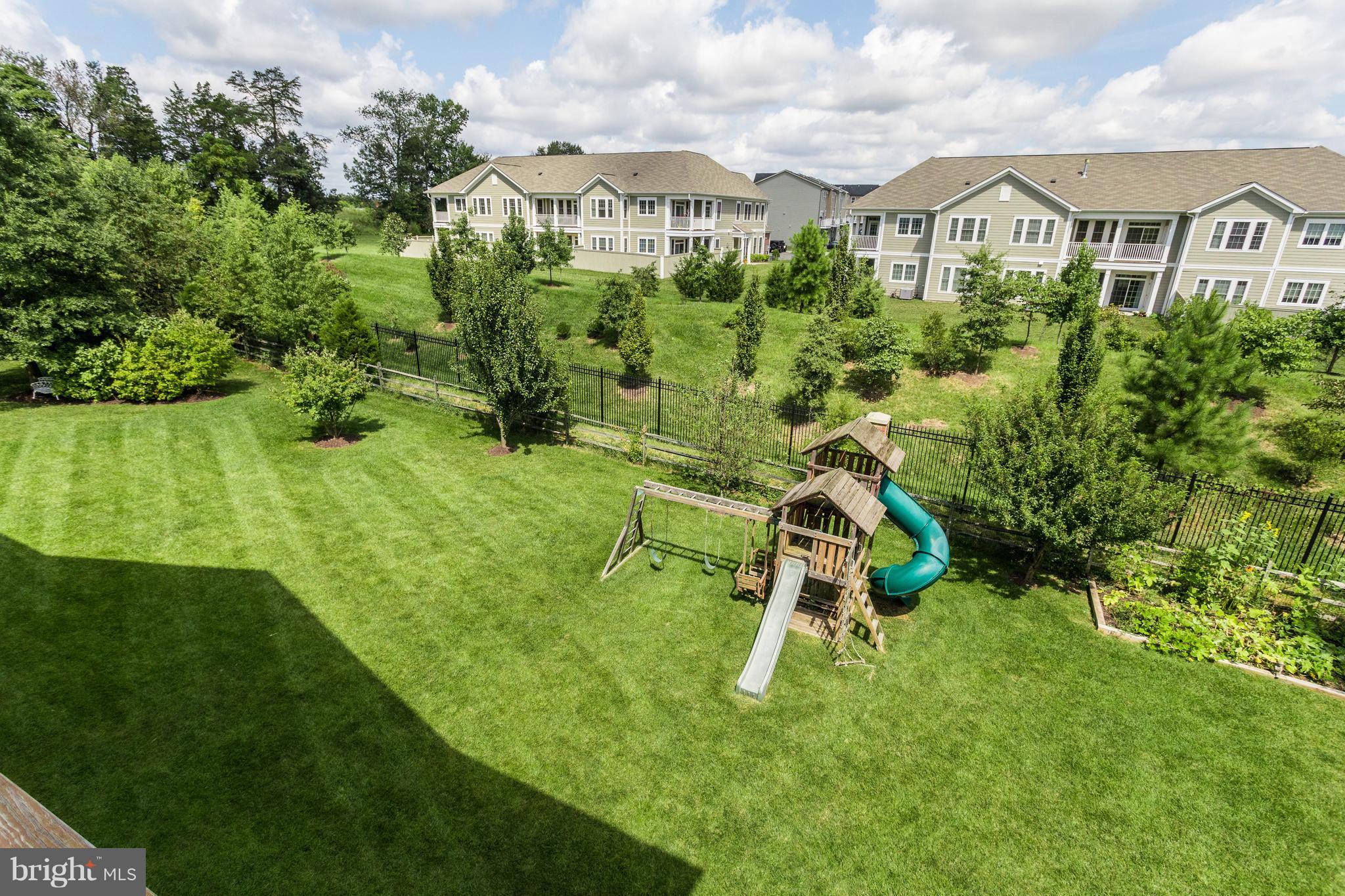 THE RIDINGS AT BLUE SPRING - Residential