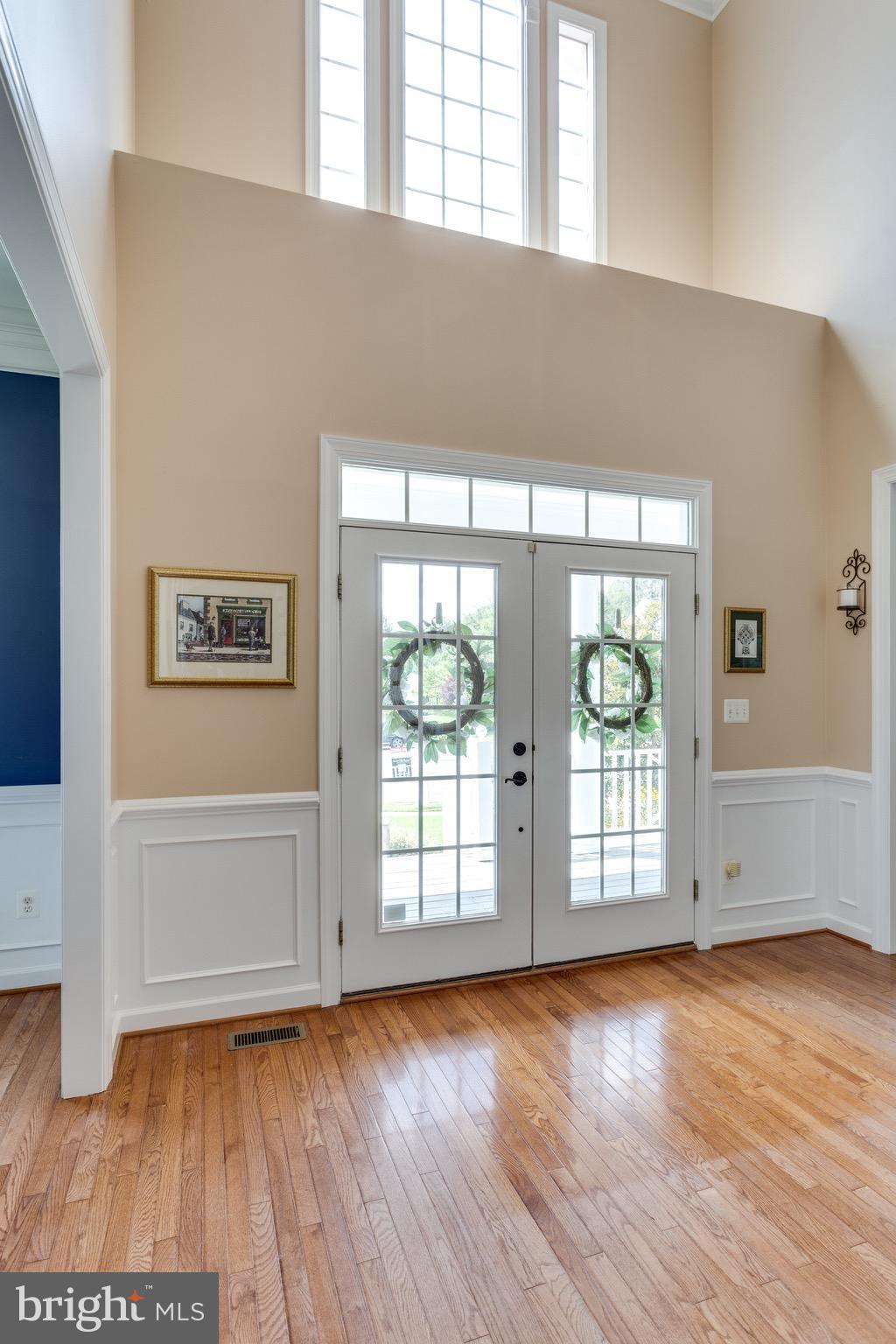 THE RIDINGS AT BLUE SPRING - Residential