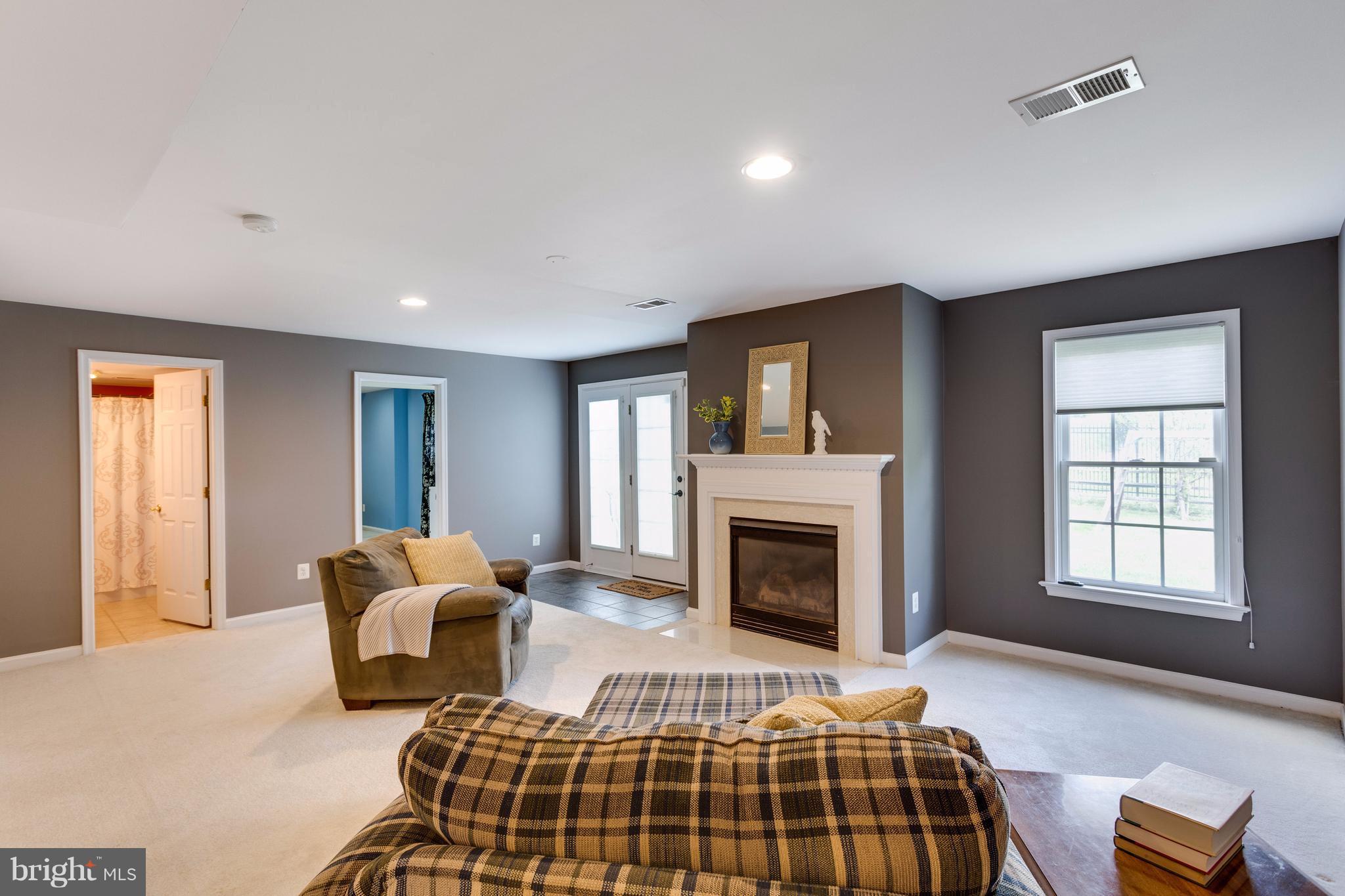 THE RIDINGS AT BLUE SPRING - Residential