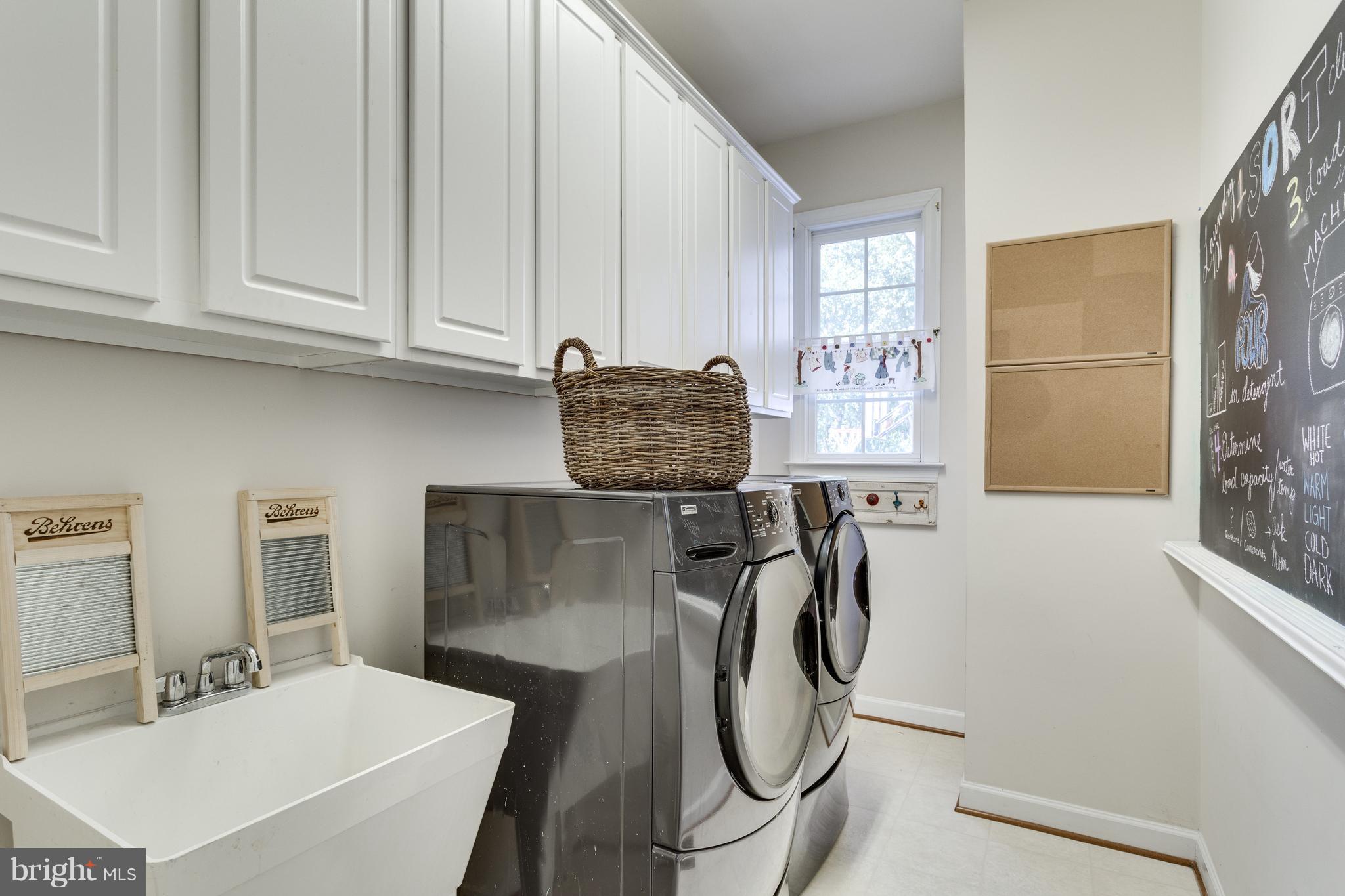 THE RIDINGS AT BLUE SPRING - Residential