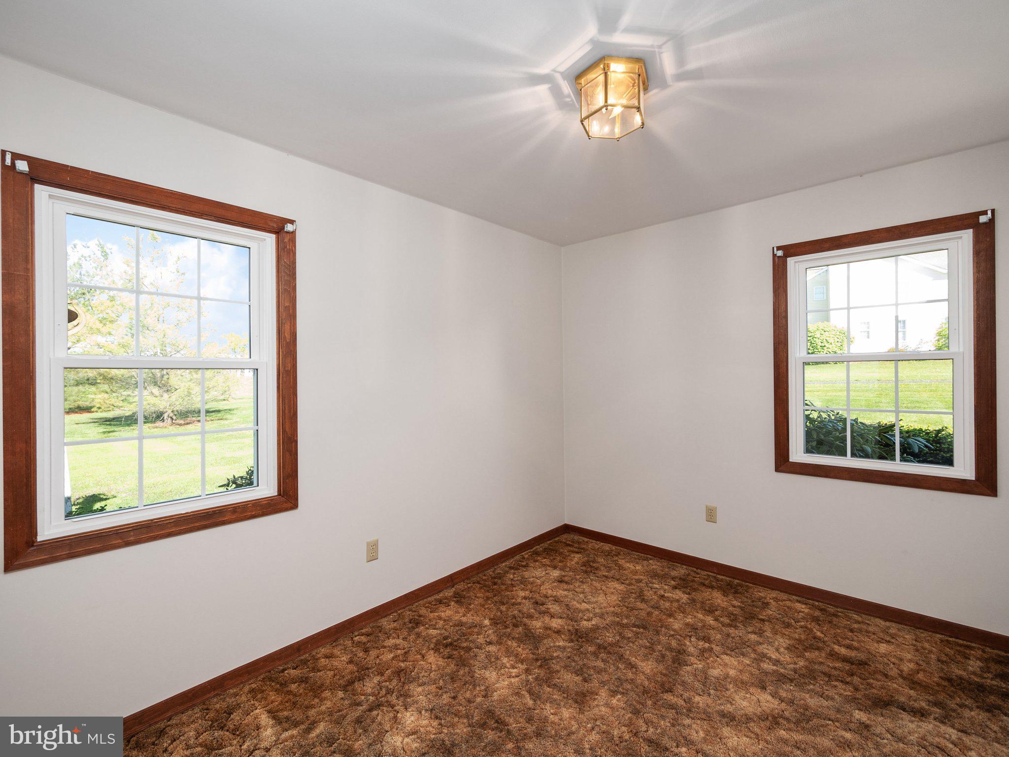 HILLCREST HUNT - Residential