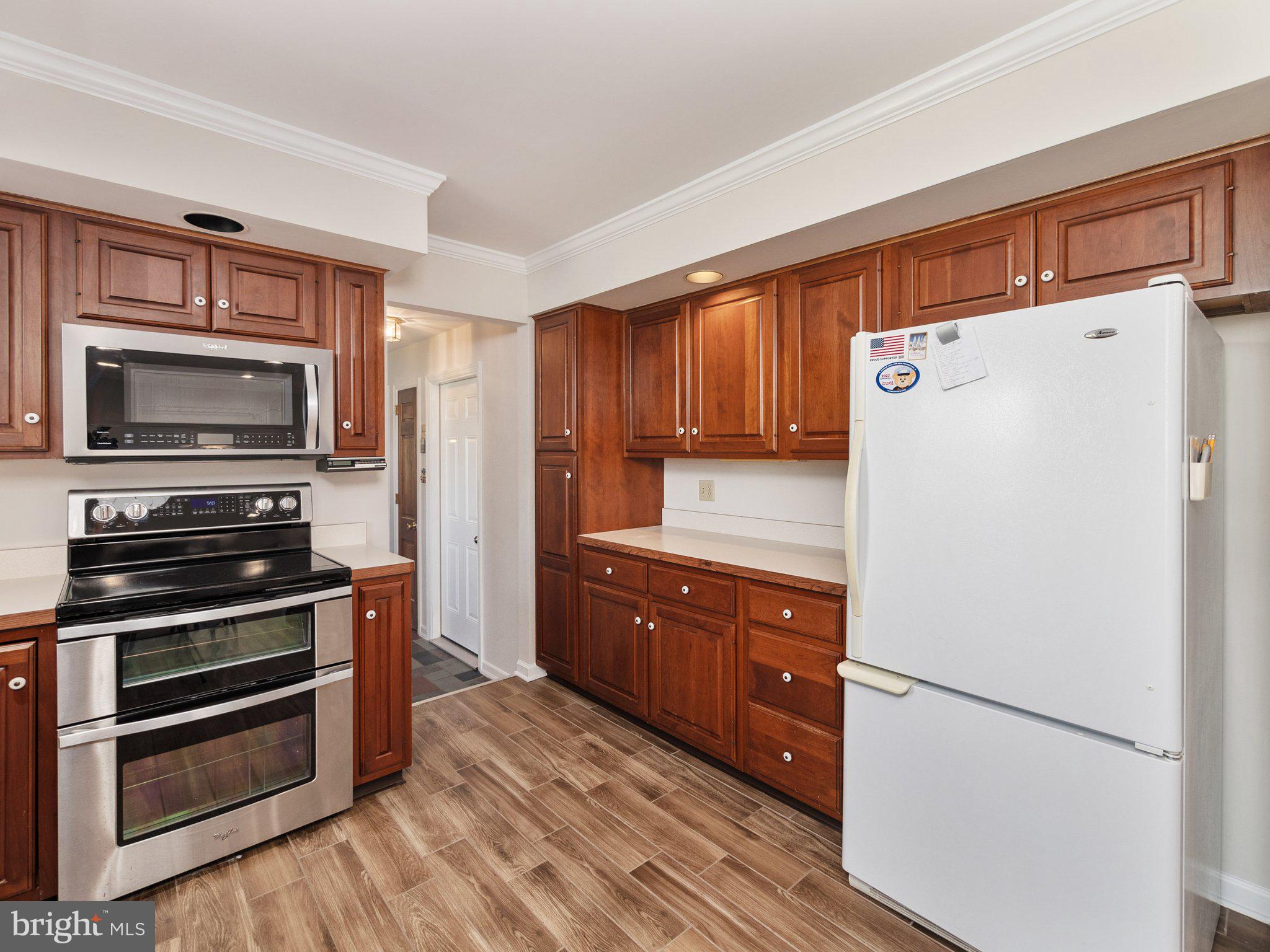 HILLCREST HUNT - Residential