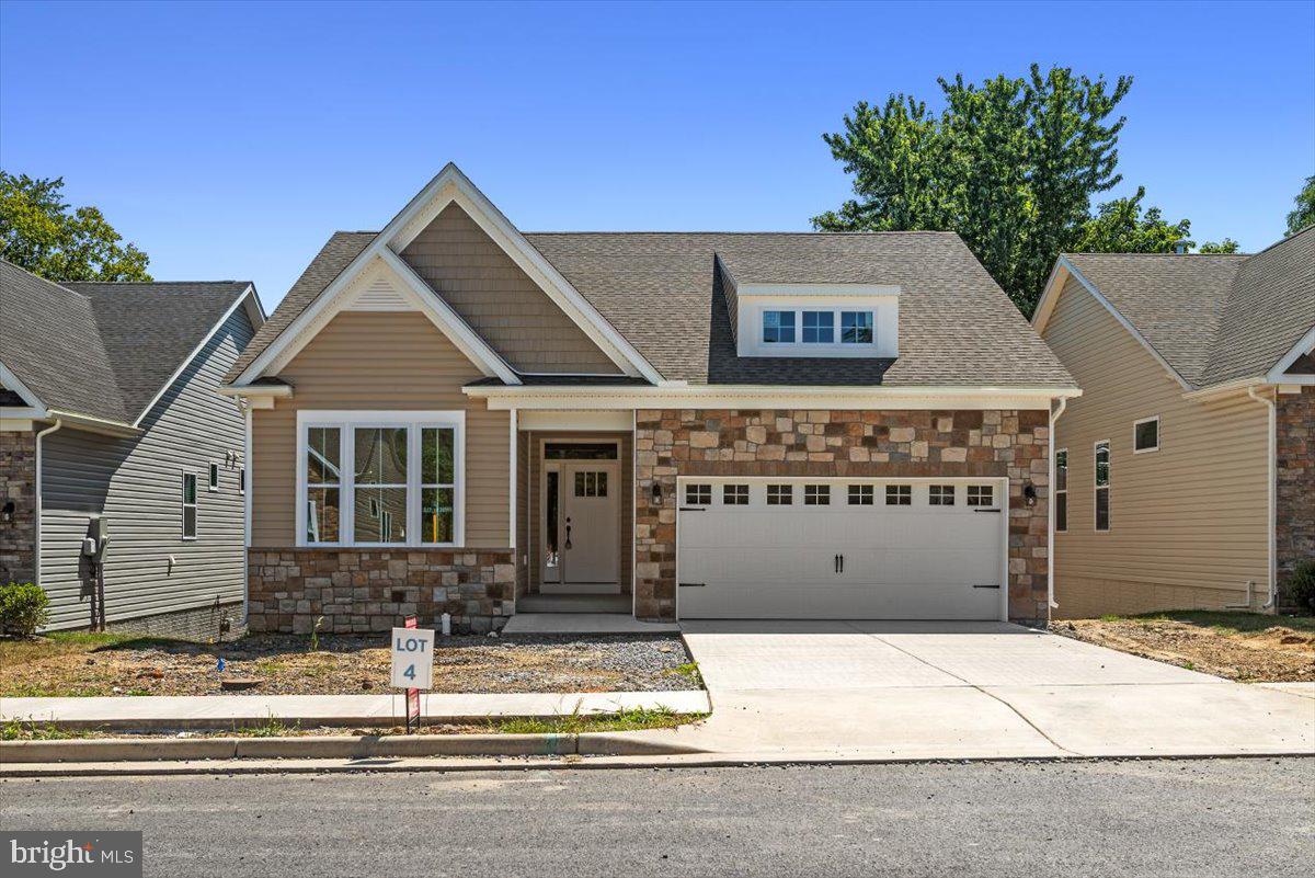 ABRAM'S CHASE - Residential