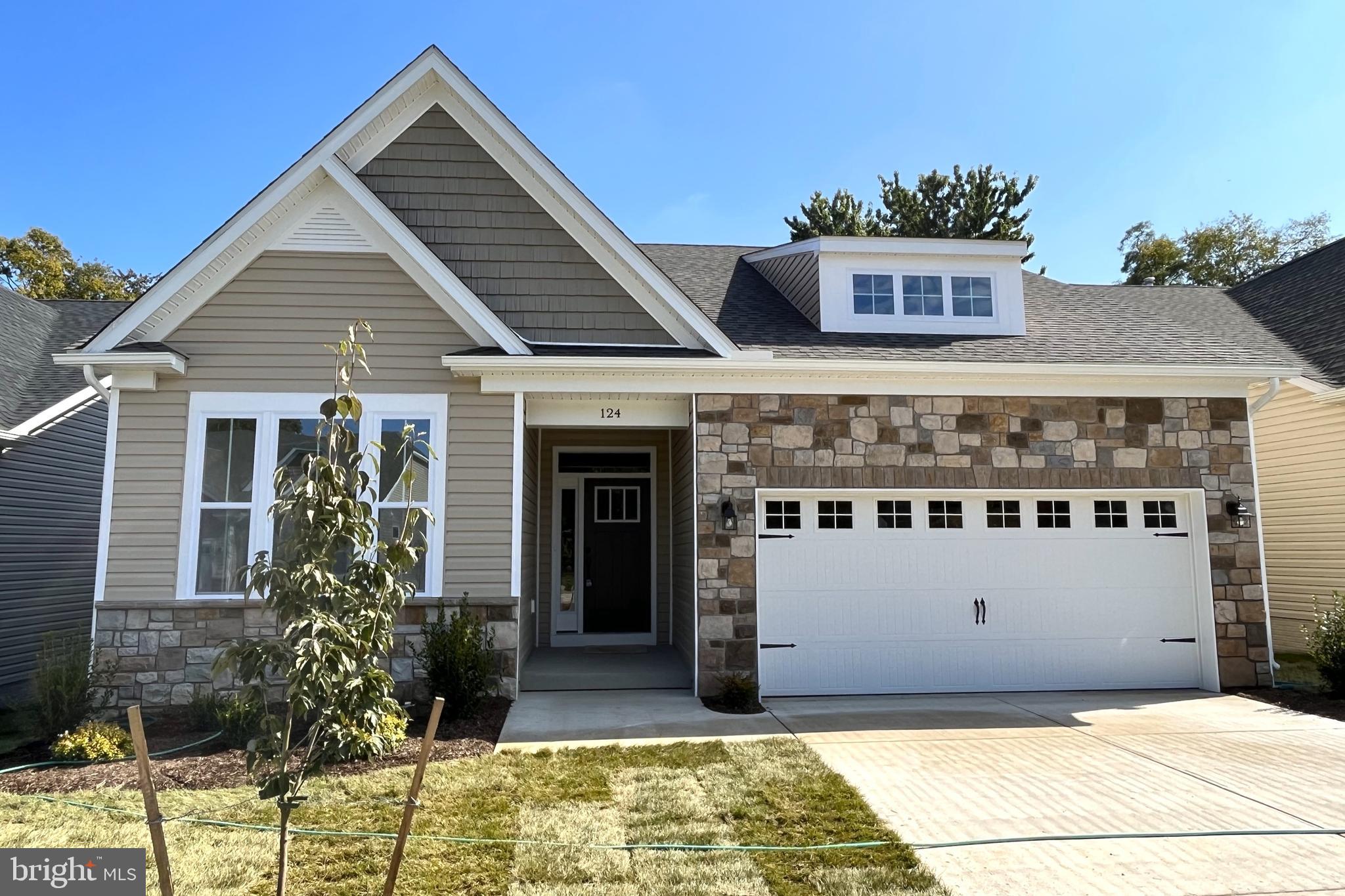 ABRAM'S CHASE - Residential