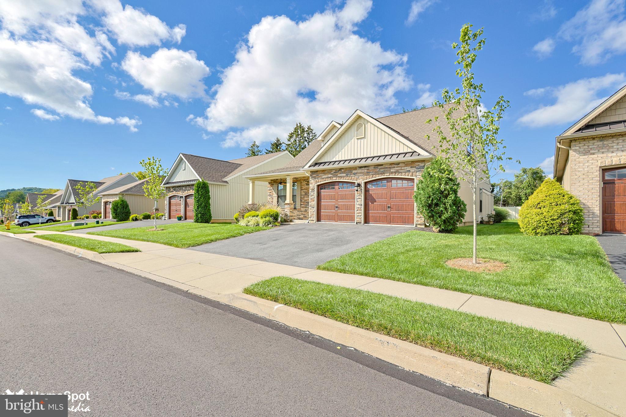 3551 DAYLILY DRIVE