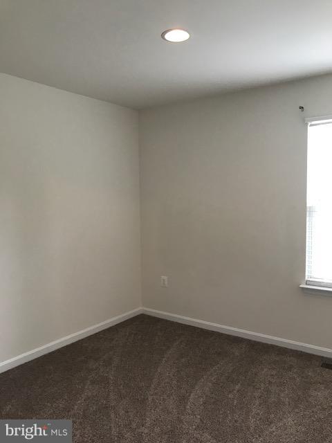 GARRISON WOODS - Residential Lease