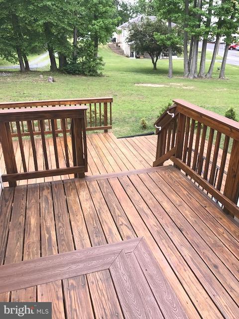 GARRISON WOODS - Residential Lease